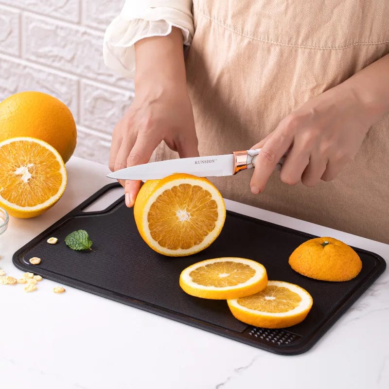 Planche à découper de cuisine multifonctionnelle avec presse-ail