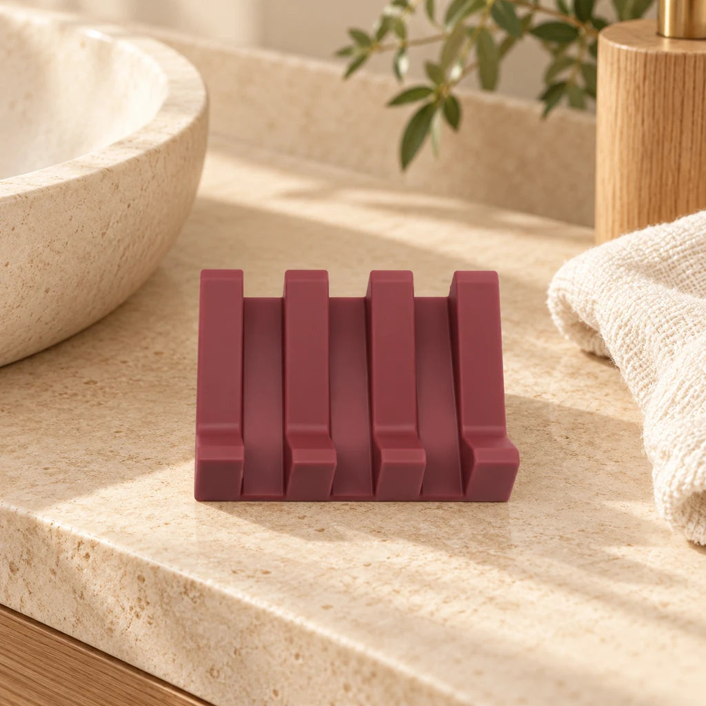 Tilting Regina silicone soap dish — view 3